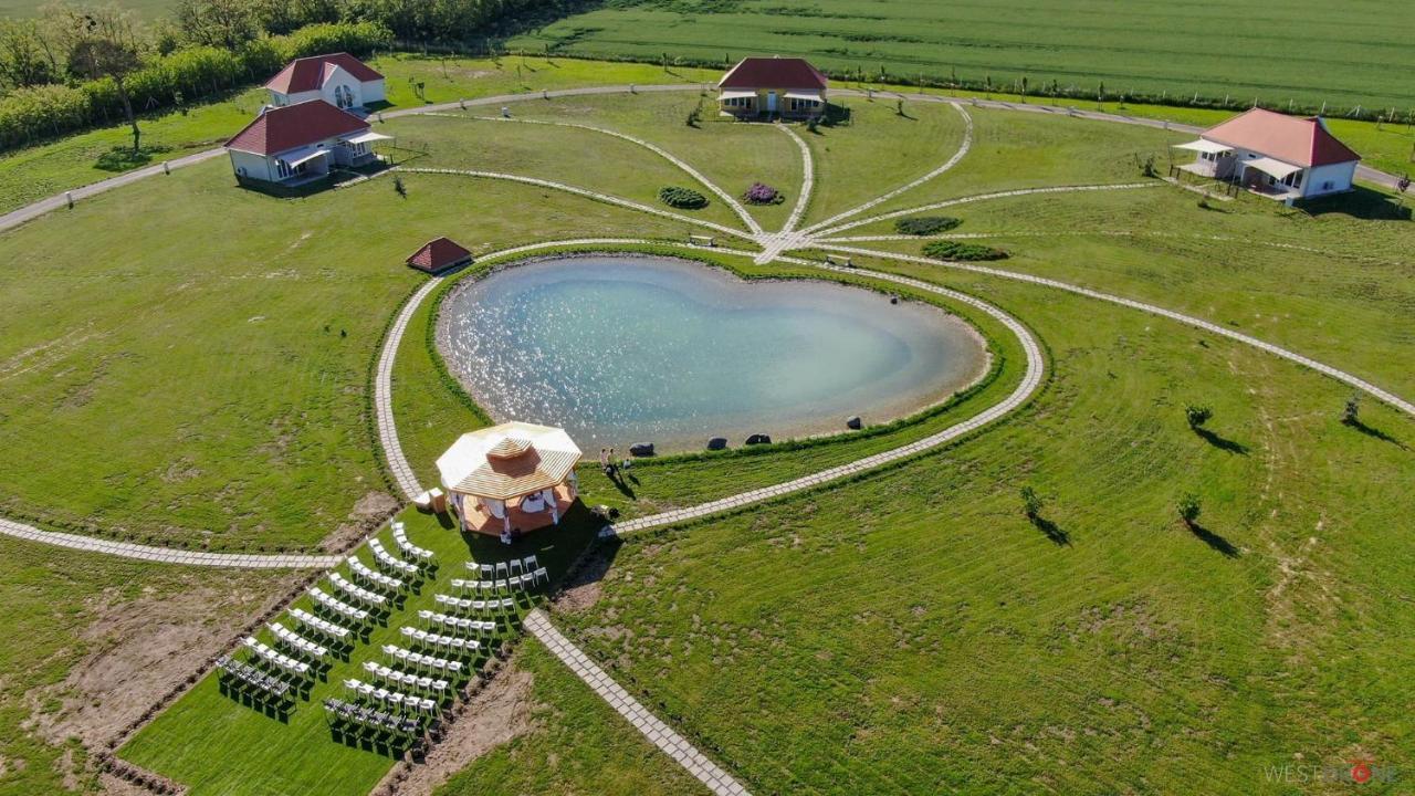 Chalets Franciska Major, Pro Village Sopronkovesd Exterior photo